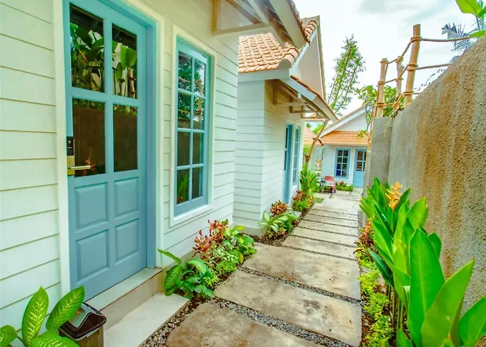 The Commotion Hostel Canggu (Bali)